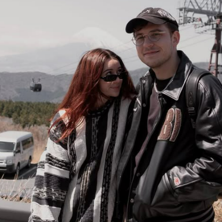 Gaegae Gibson and Liv Bevan have been daitng for a long time. 